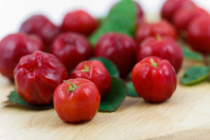Acerola Kirsche & Vitamin C / © Svenja98 / www.fotolia.com